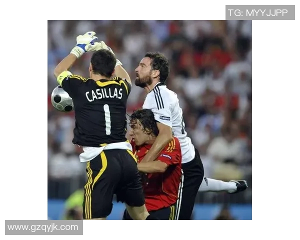 德国与西班牙足球赛现场直播全程回顾与精彩瞬间分析