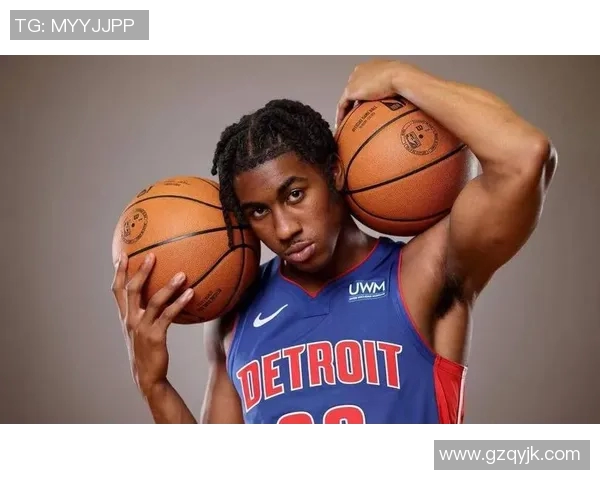 杰登艾维的崛起之路：从大学篮球明星到NBA新星的成长历程