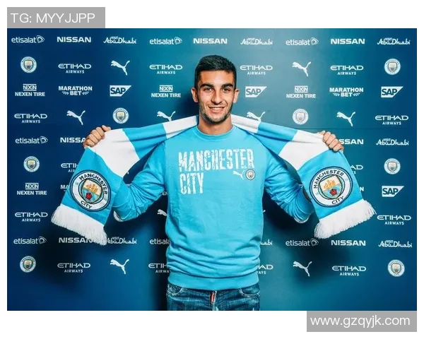 费兰托雷斯在足球场上的成长与突破之路分析